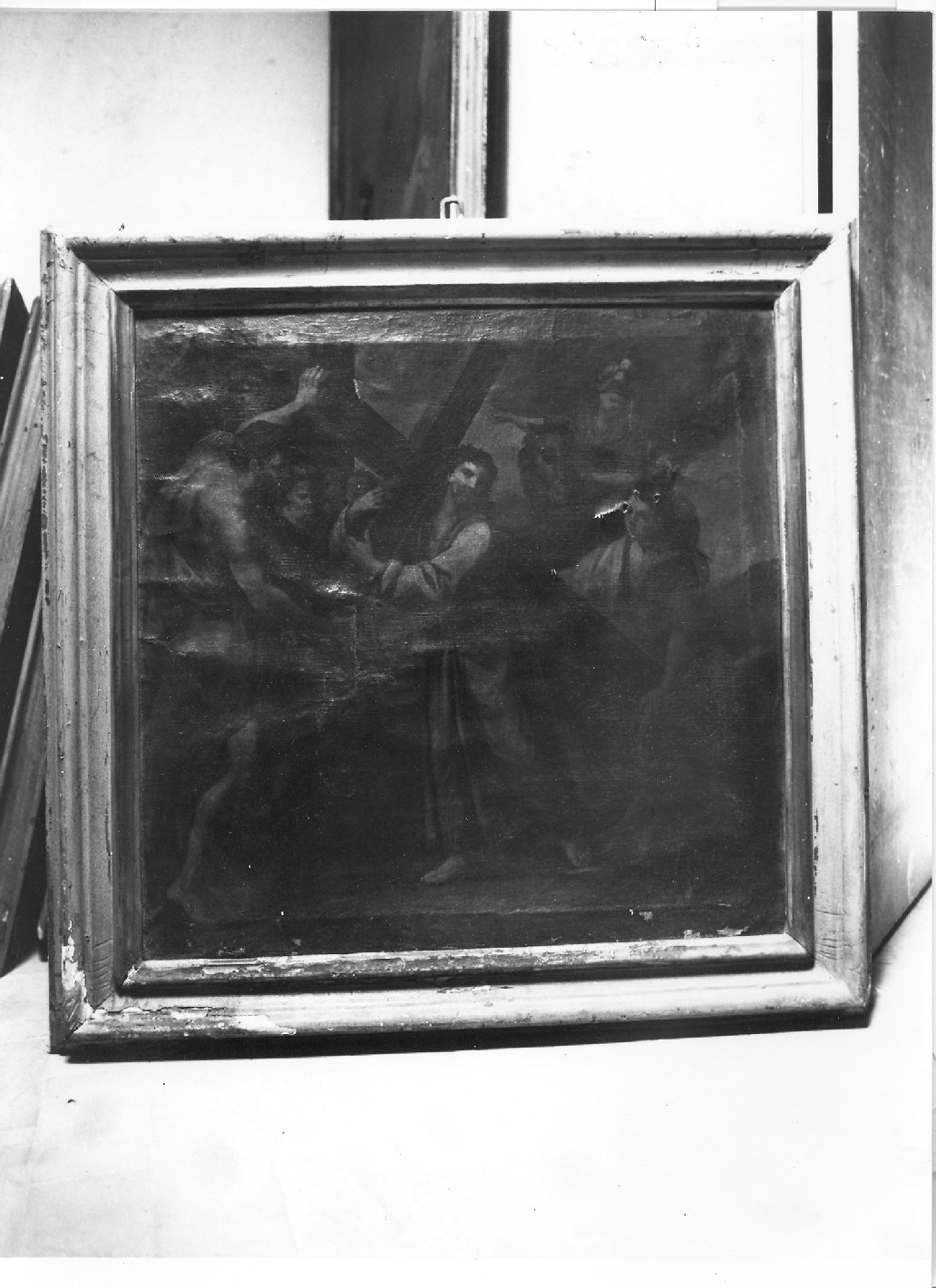 stazione II: Gesù caricato della croce (Via Crucis, elemento d'insieme) di Milione Vincenzo (sec. XVIII)