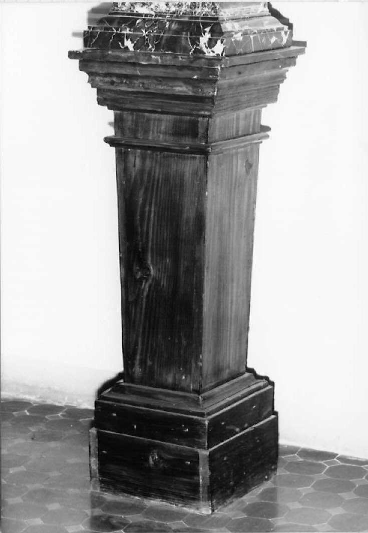 basamento, coppia - bottega marchigiana (sec. XIX)