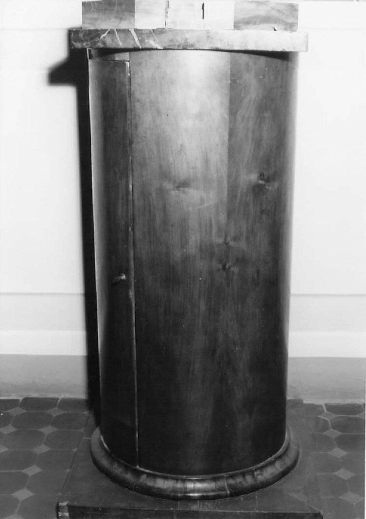 comodino - bottega marchigiana (sec. XIX)