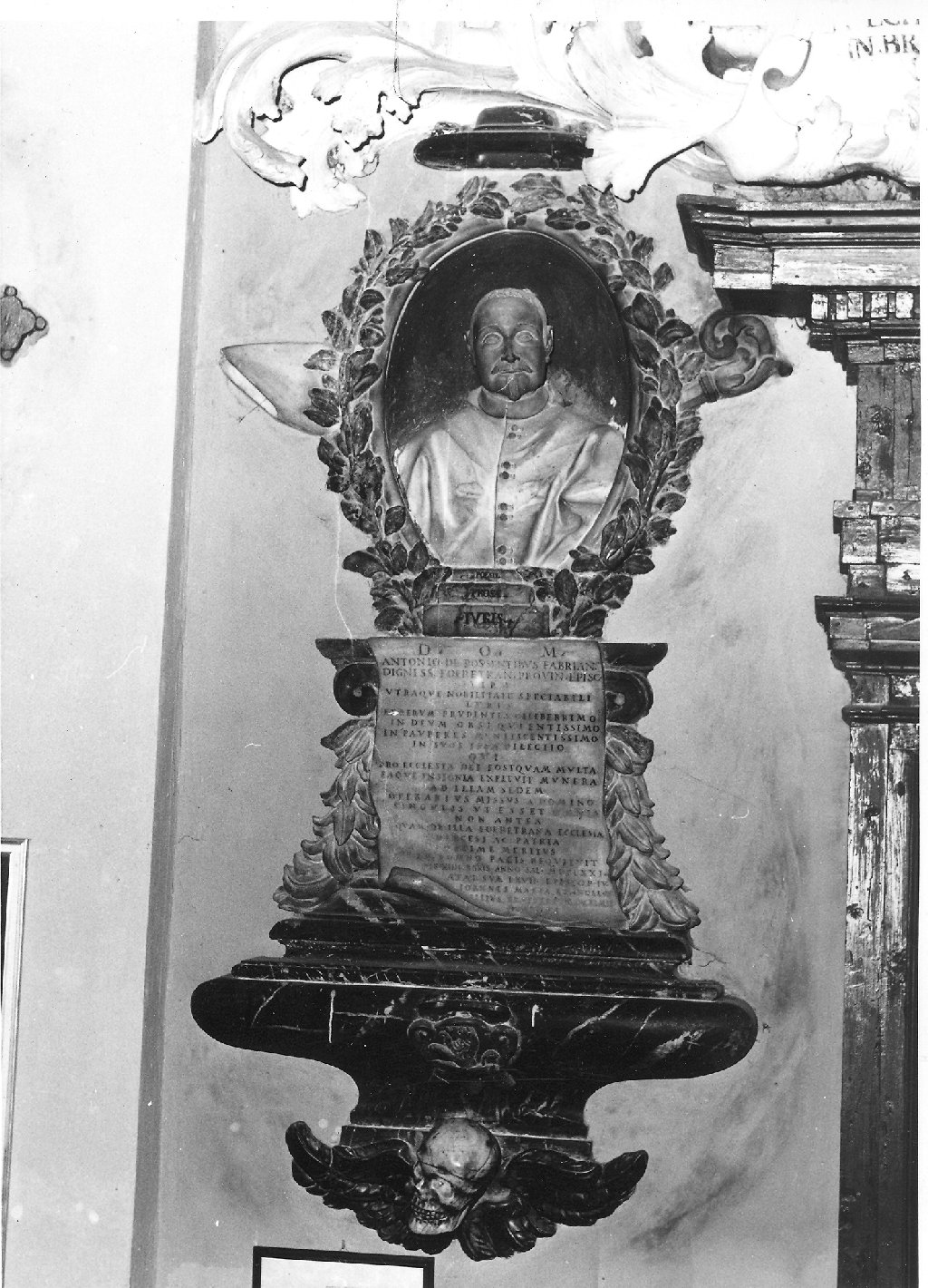 monumento funebre - bottega marchigiana (sec. XVII)