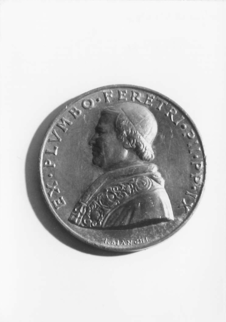 ritratto a mezza figura di Pio IX (medaglia, serie) di Bianchi Ignazio (prima metà sec. XX)