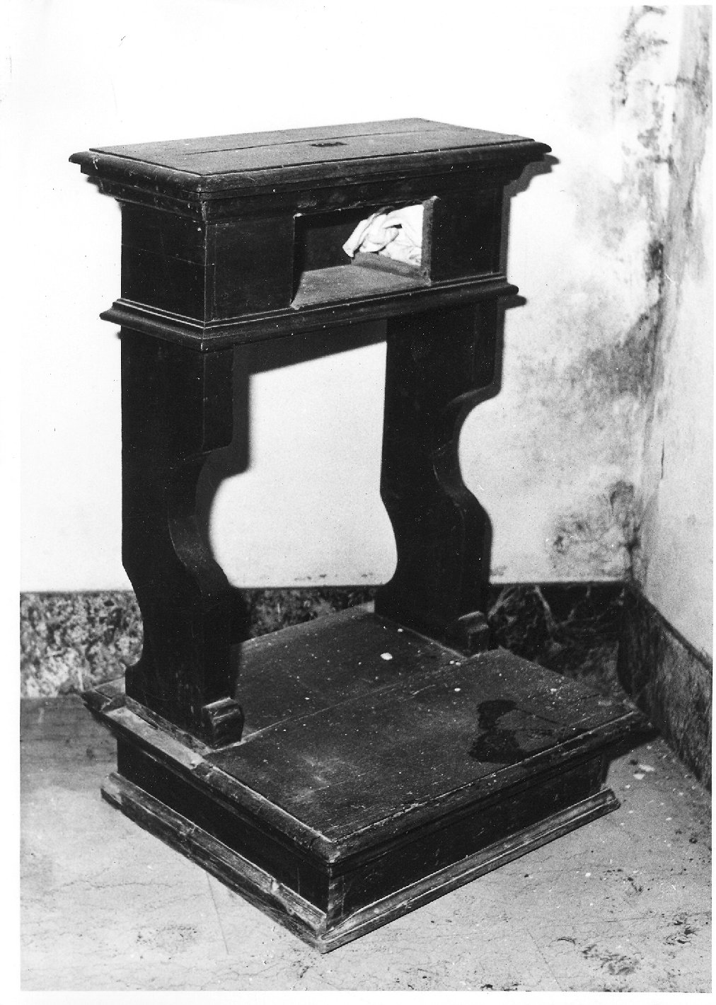 inginocchiatoio - bottega marchigiana (sec. XVII)