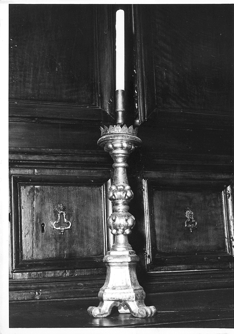 candeliere, coppia - bottega marchigiana (sec. XVII)