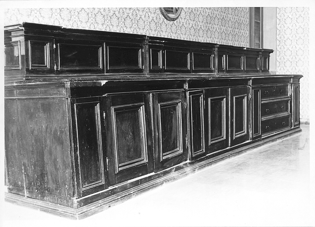 mobile da sacrestia - bottega marchigiana (sec. XVII)