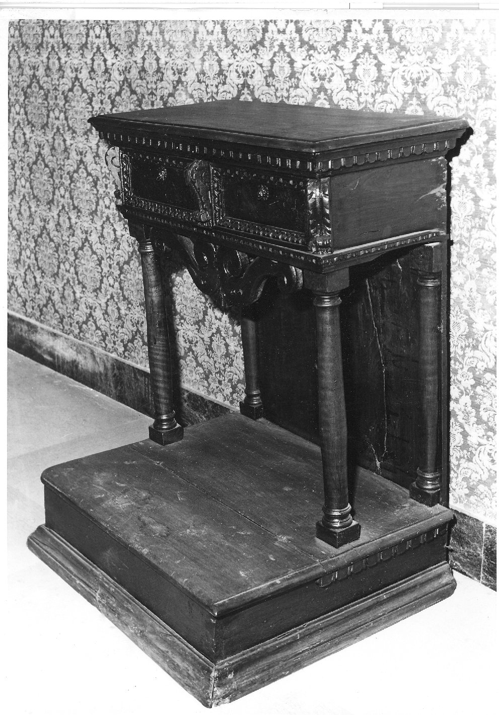 inginocchiatoio - bottega marchigiana (fine sec. XVI)