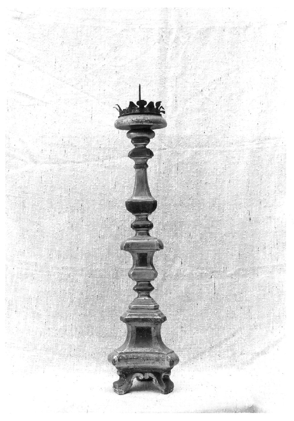 candeliere, serie - bottega marchigiana (sec. XVII)