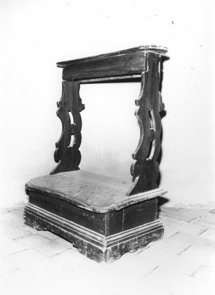 inginocchiatoio - a montanti sagomati - bottega marchigiana (sec. XVIII)