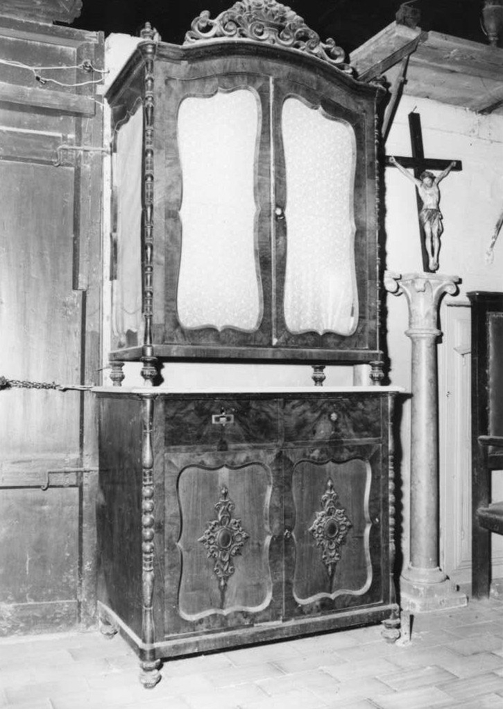 credenza con alzata - bottega marchigiana (sec. XIX)