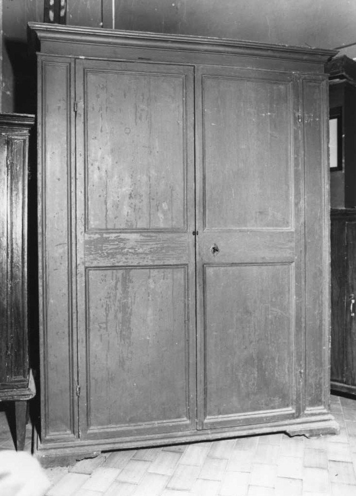 credenza - bottega marchigiana (fine/inizio secc. XVIII/ XIX)