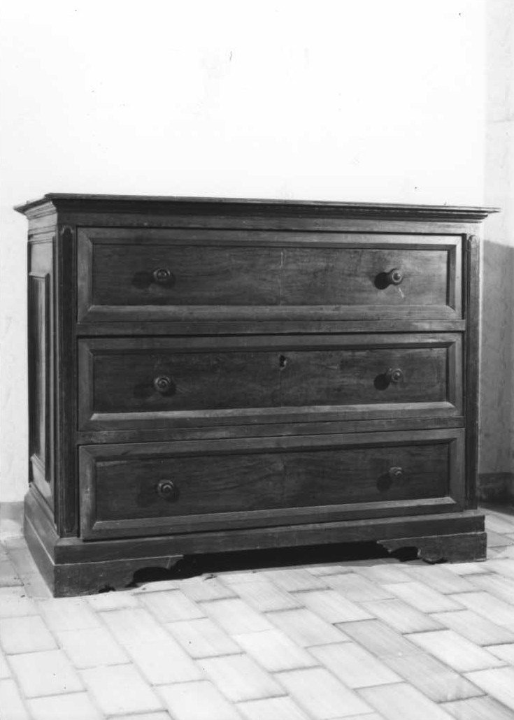 cassettone, coppia - bottega marchigiana (fine/inizio secc. XVII/ XVIII)