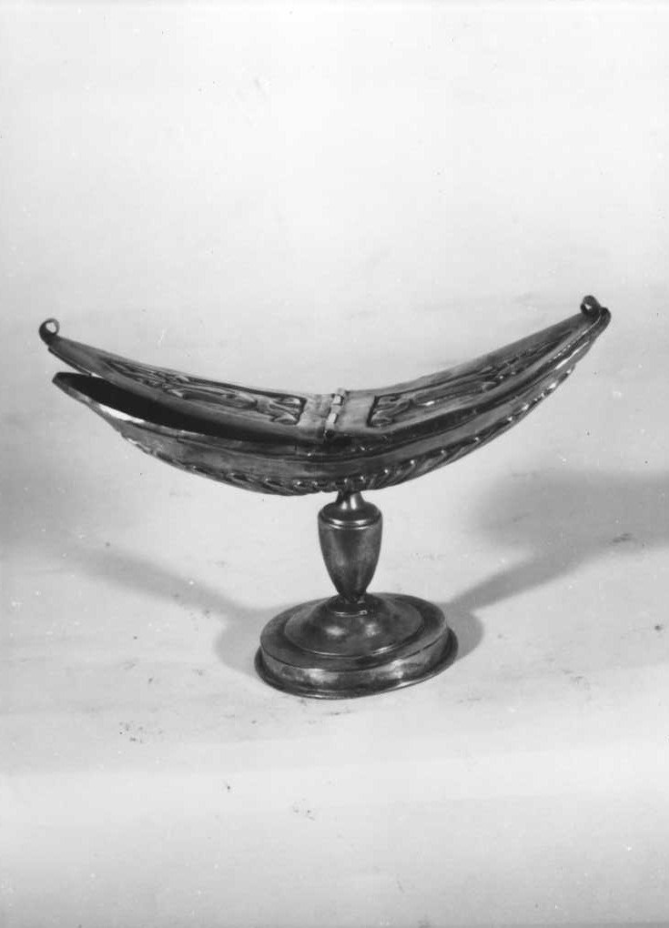 navicella portaincenso - a doppia valva - bottega marchigiana (fine/inizio secc. XVIII/ XIX)