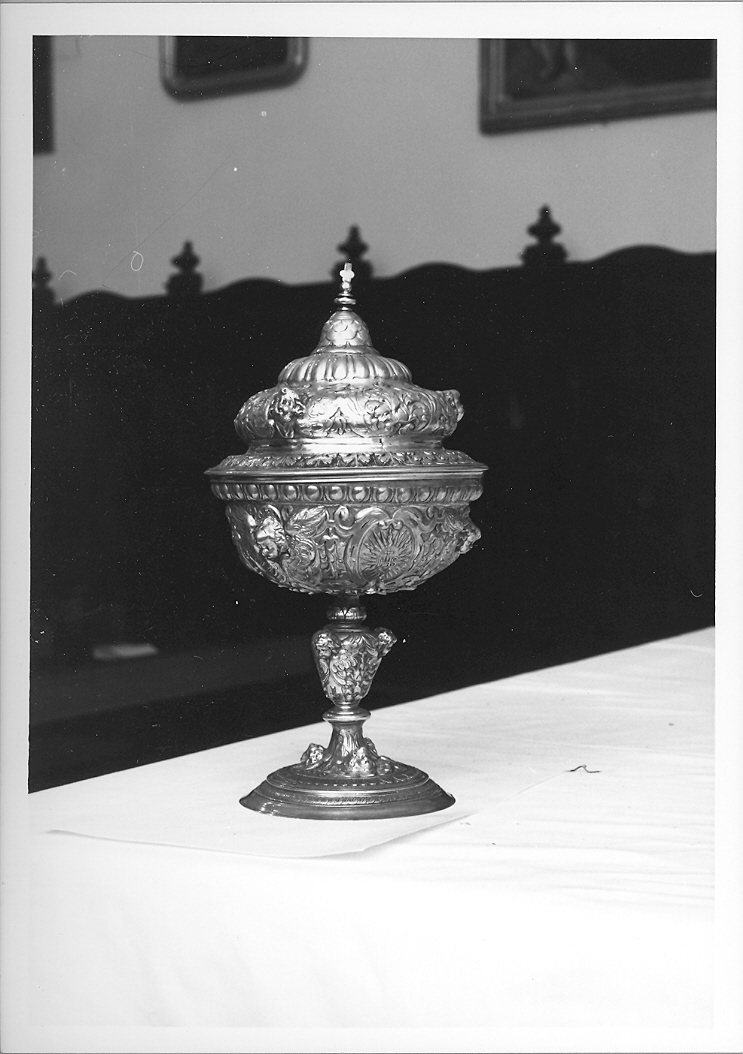 pisside - bottega italiana (prima metà sec. XVIII)