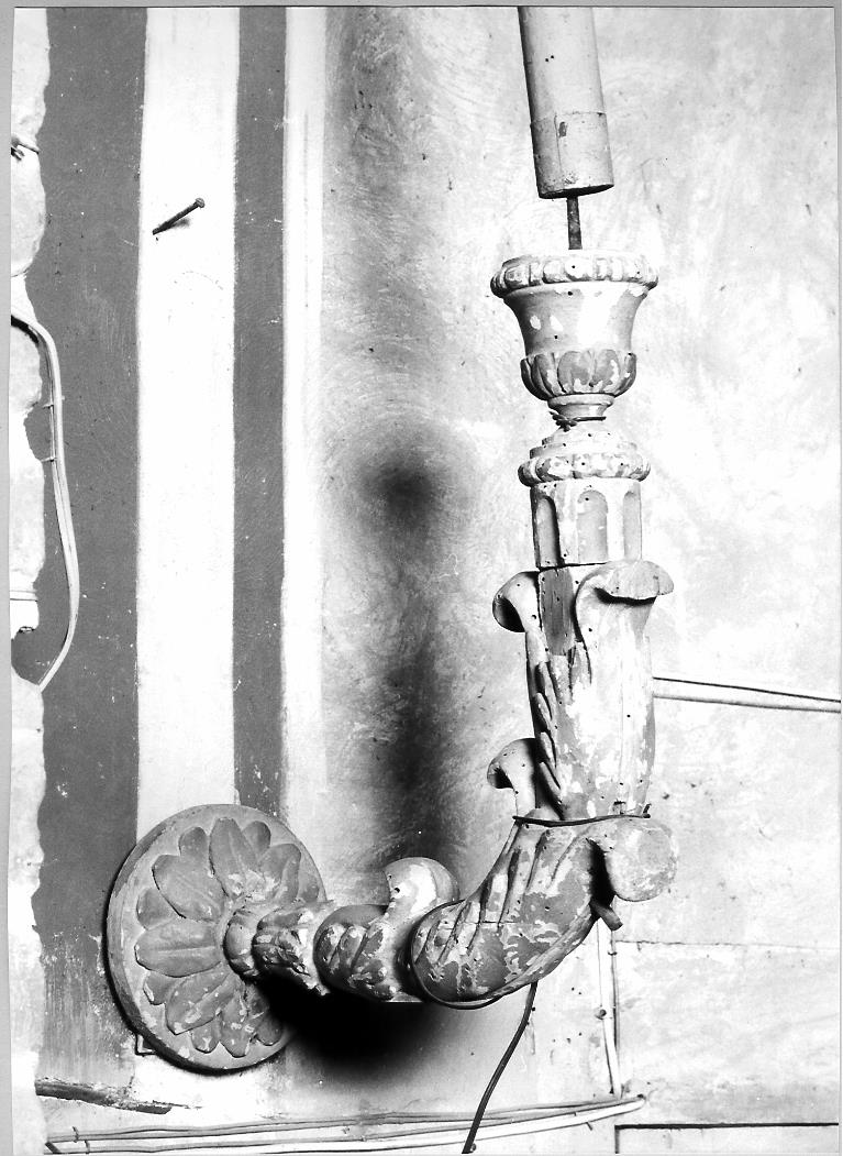 candeliere da parete, coppia - bottega marchigiana (prima metà sec. XIX)