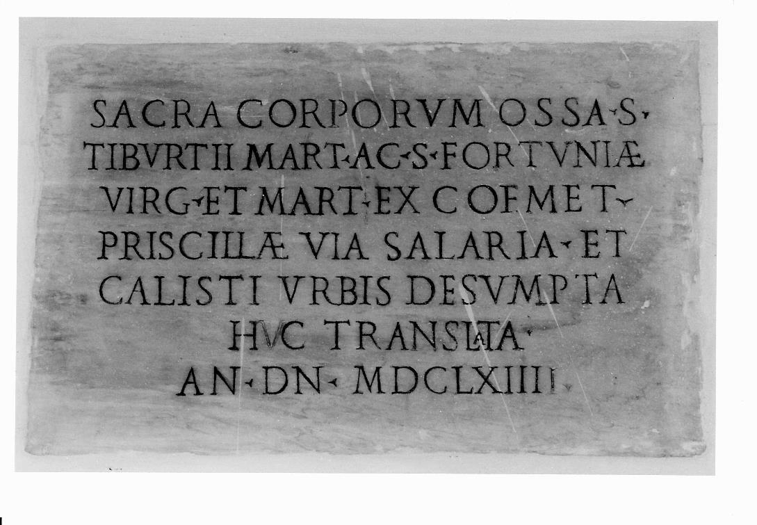 lapide commemorativa - bottega marchigiana (fine/inizio secc. XVII/ XVIII)