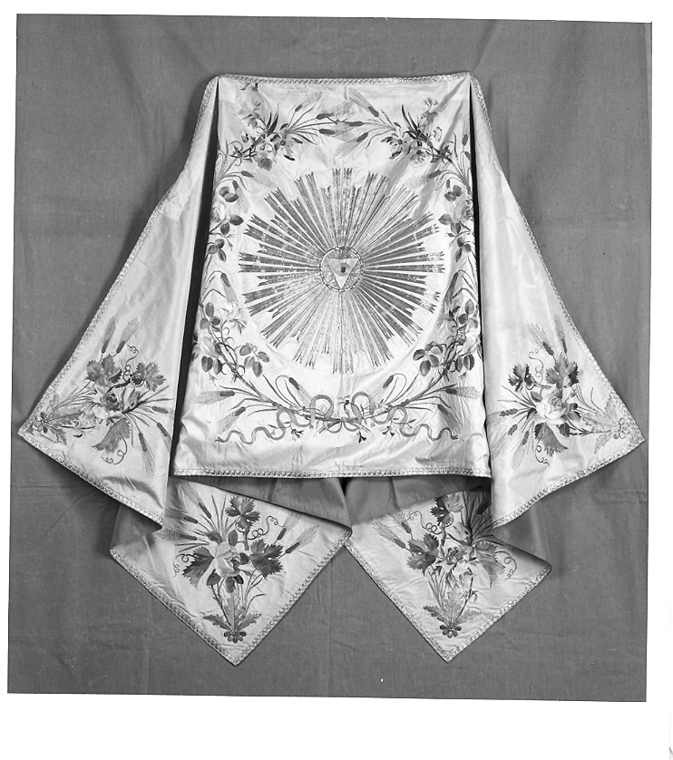 motivi decorativi vegetali (velo omerale) - manifattura italiana (fine/inizio secc. XVIII/ XIX)