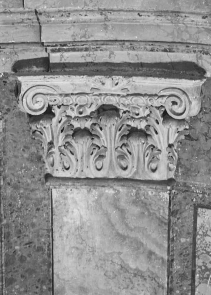 capitello composito, serie - bottega marchigiana (prima metà sec. XVIII)