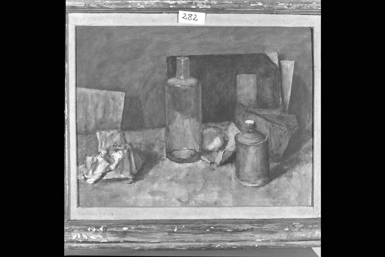 Oggetti n.1, natura morta (dipinto) di Gallucci Alessandro (sec. XX)