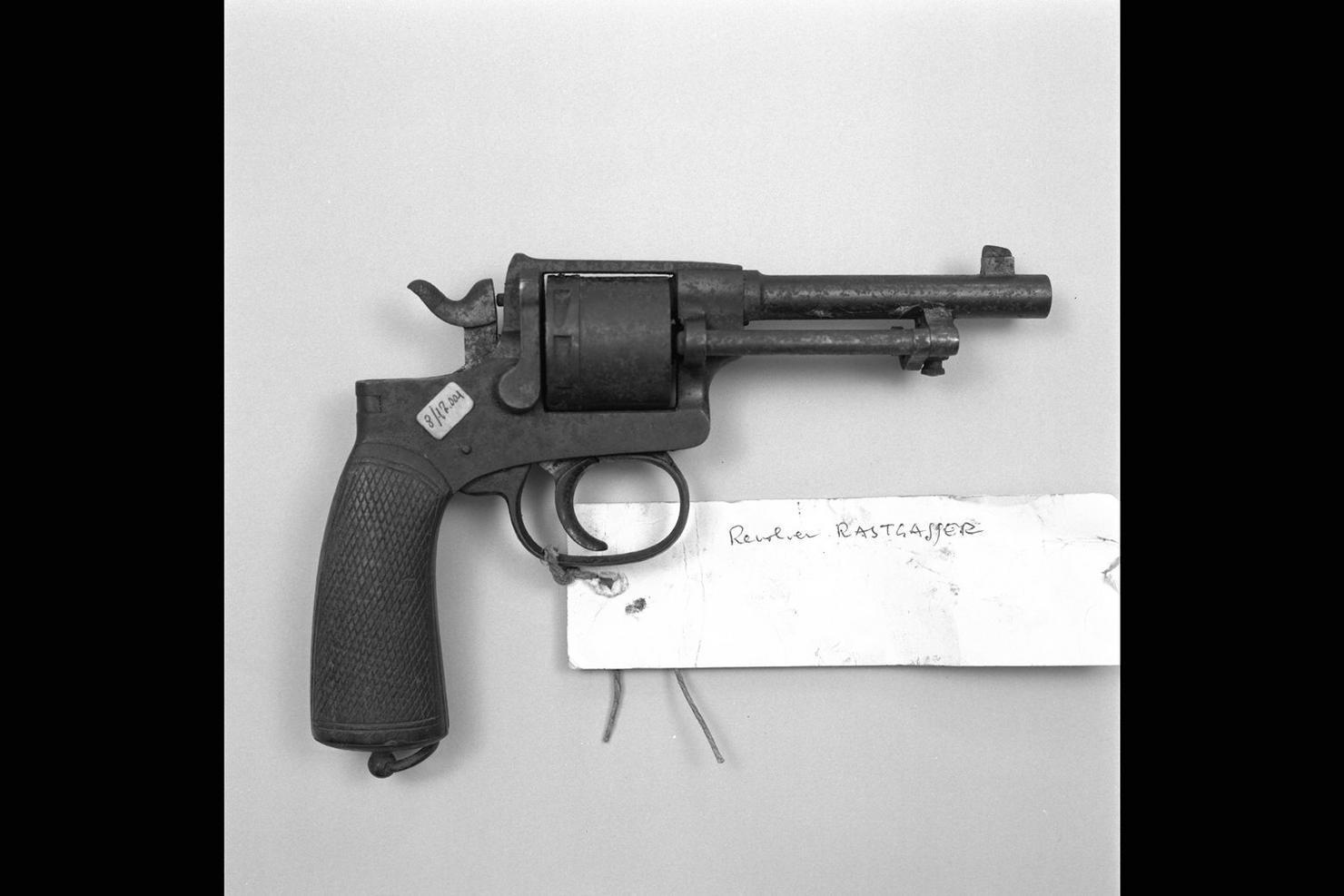 pistola - produzione Europa centrale (fine/inizio secc. XIX/ XX)
