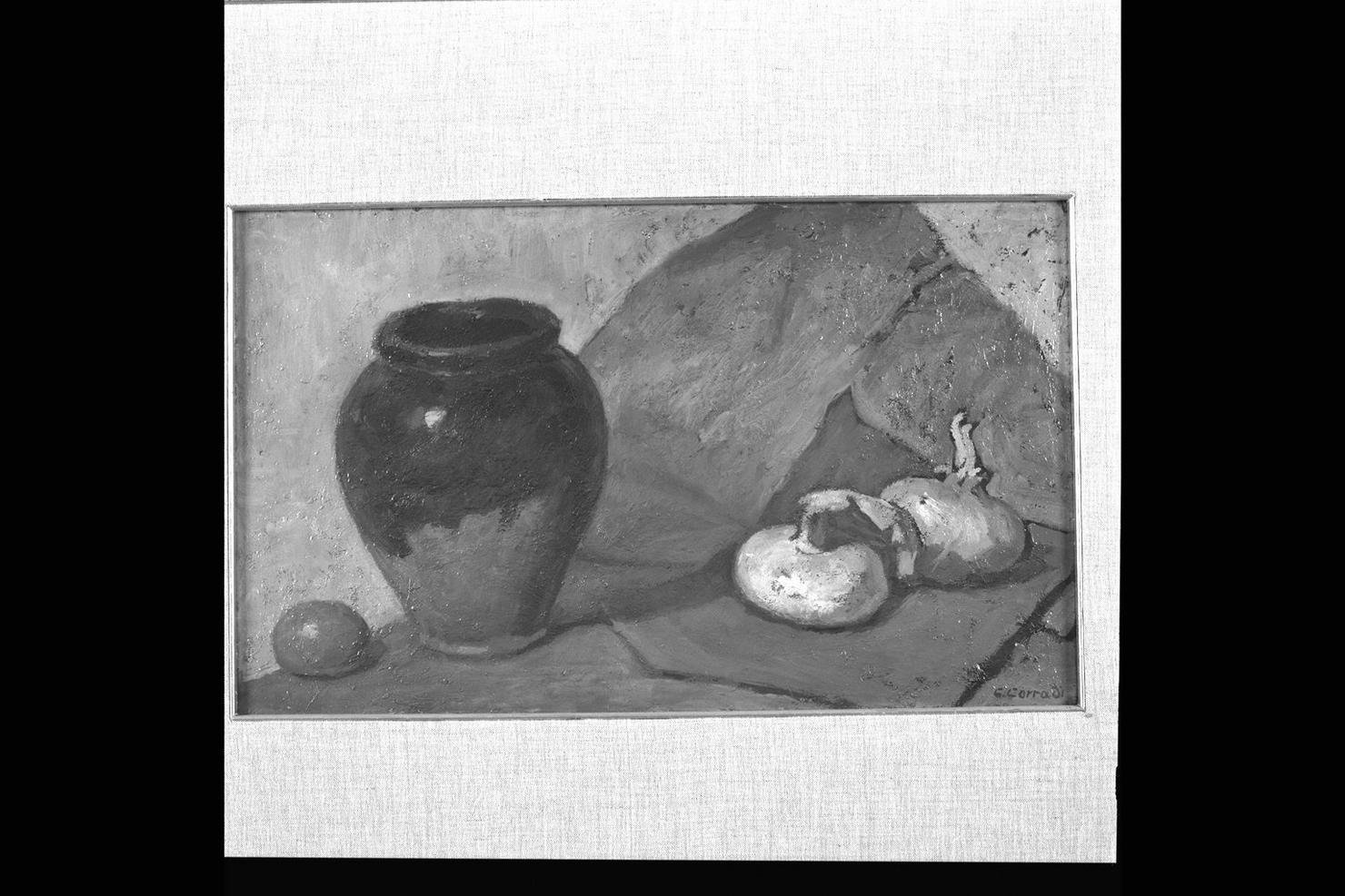 natura morta con brocca, cipolle e uovo (dipinto) di Corradi Corrado (sec. XX)