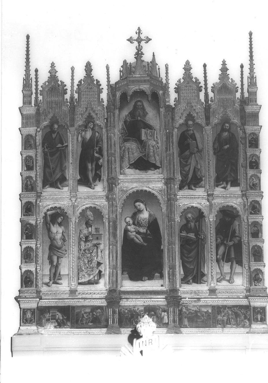 Madonna con Bambino in trono (scomparto di polittico, elemento d'insieme) di Signorelli Luca (e aiuti) (sec. XVI)