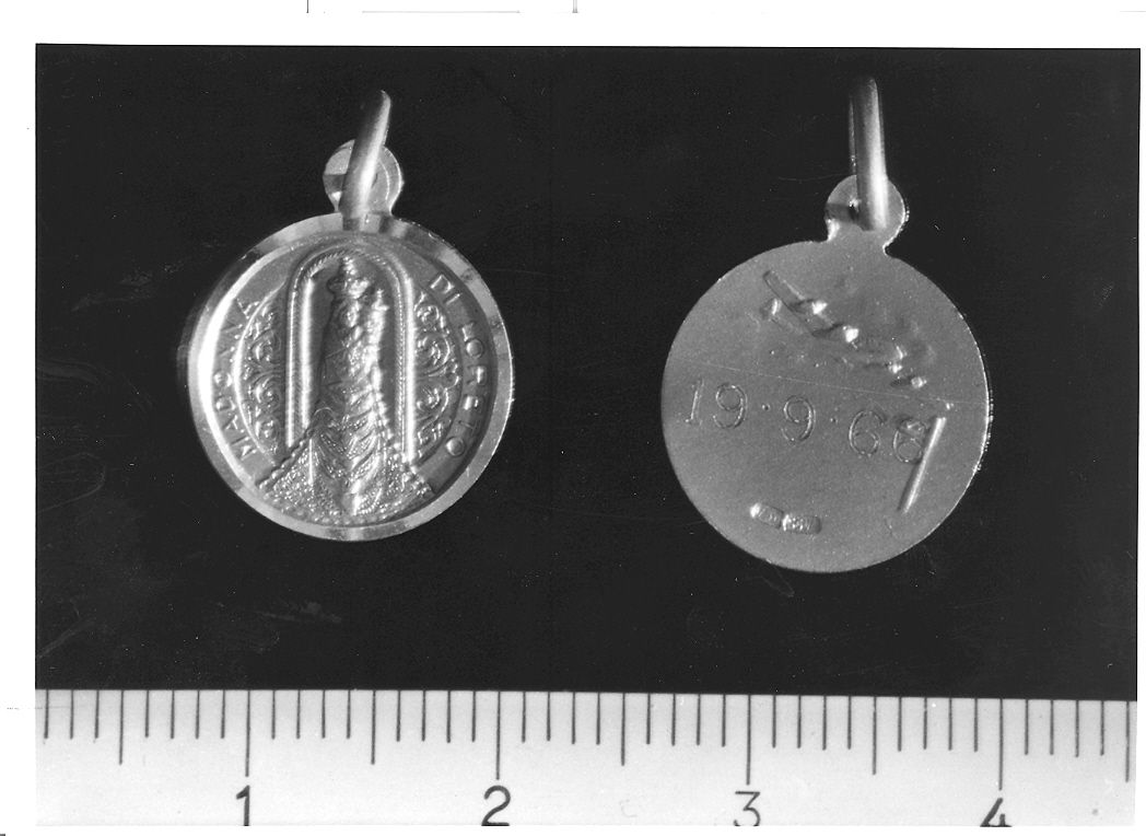 Madonna di Loreto (medaglia) - produzione marchigiana (inizio sec. XX)