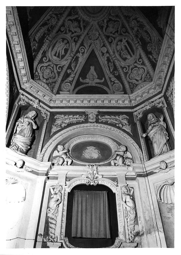 motivi decorativi (decorazione plastica) - ambito marchigiano (sec. XVII)