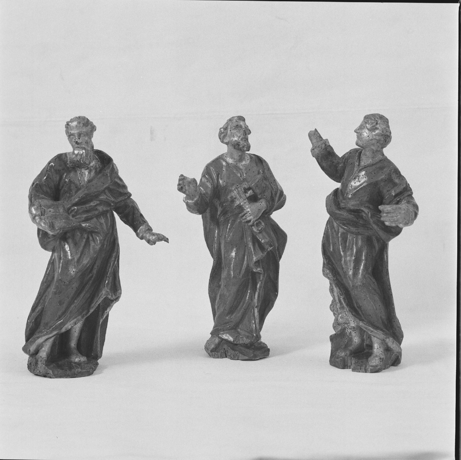 Santo apostolo (statuetta) - bottega marchigiana (sec. XVII)