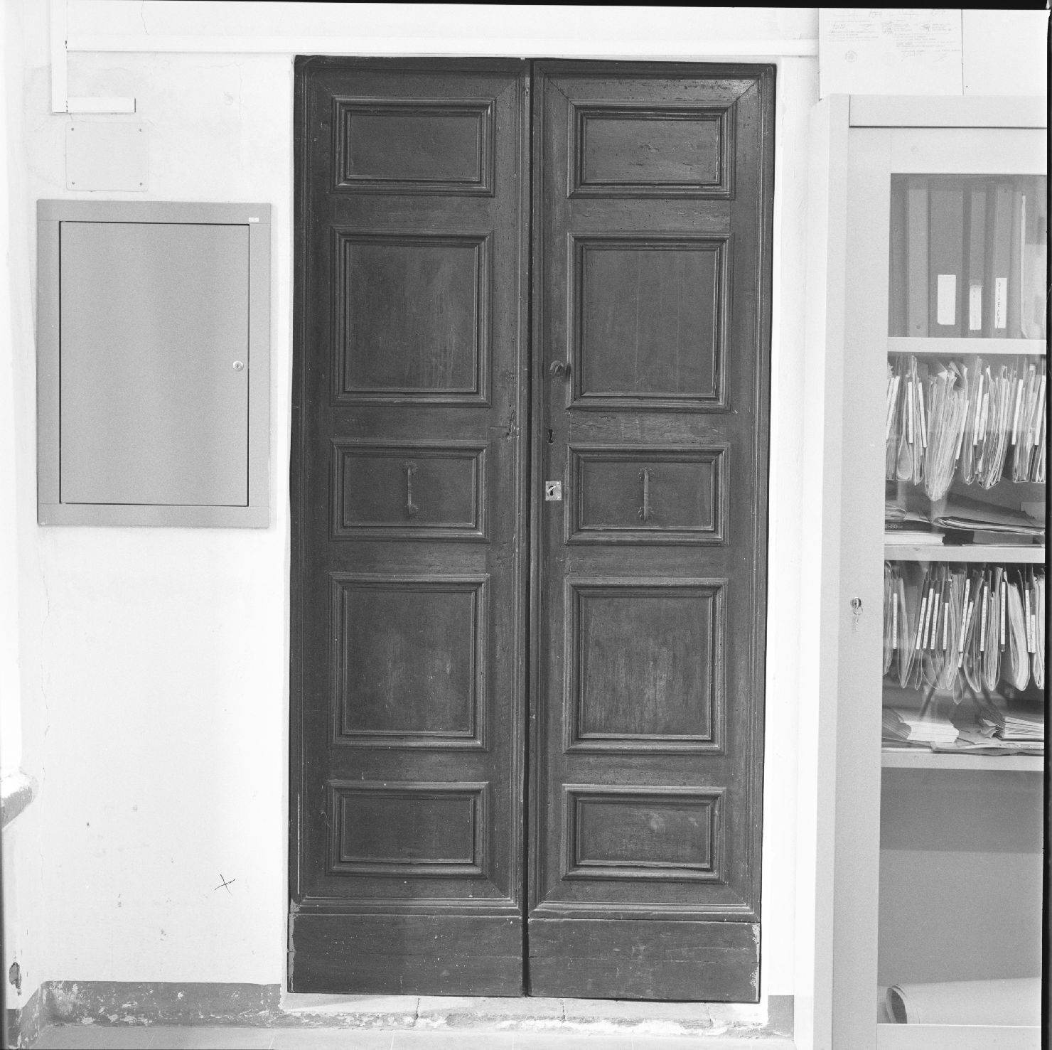 porta - a due battenti, serie - bottega marchigiana (sec. XVIII)