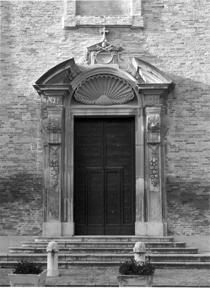 portale - bottega marchigiana (sec. XVII)