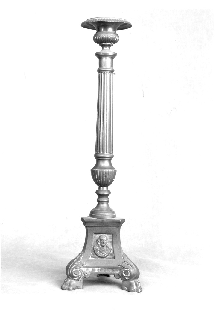 candelabro, serie - produzione marchigiana (prima metà sec. XX)