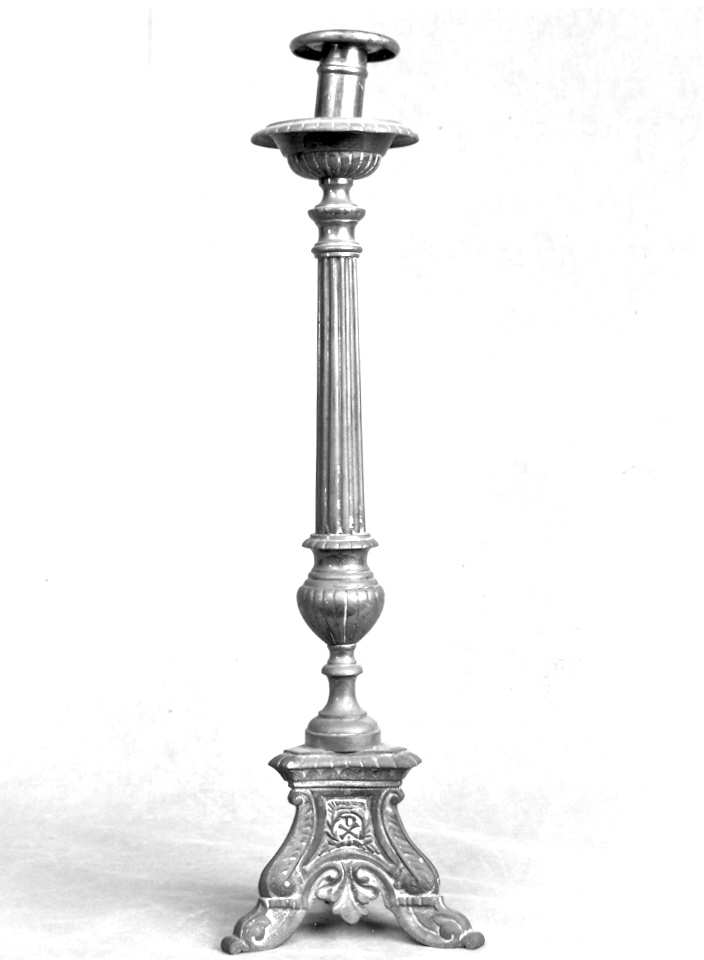 candelabro, serie - produzione marchigiana (prima metà sec. XX)