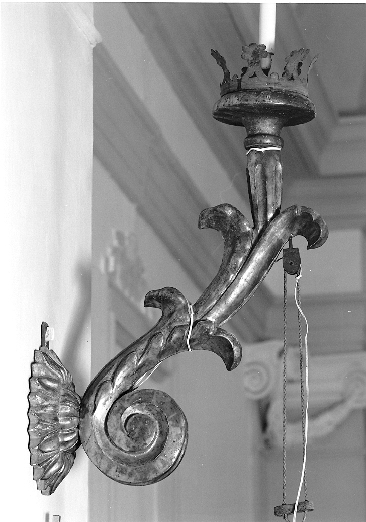 candeliere da parete, coppia - bottega marchigiana (sec. XVIII)
