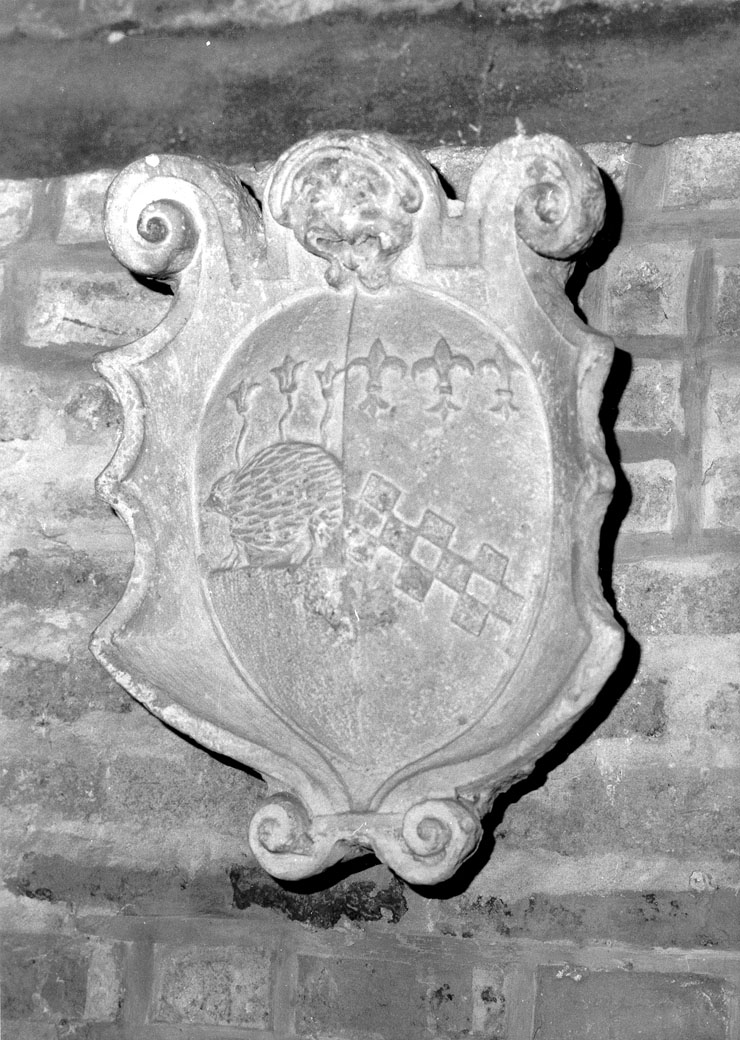 stemma gentilizio (rilievo) - bottega marchigiana (fine/inizio secc. XVI/ XVII)