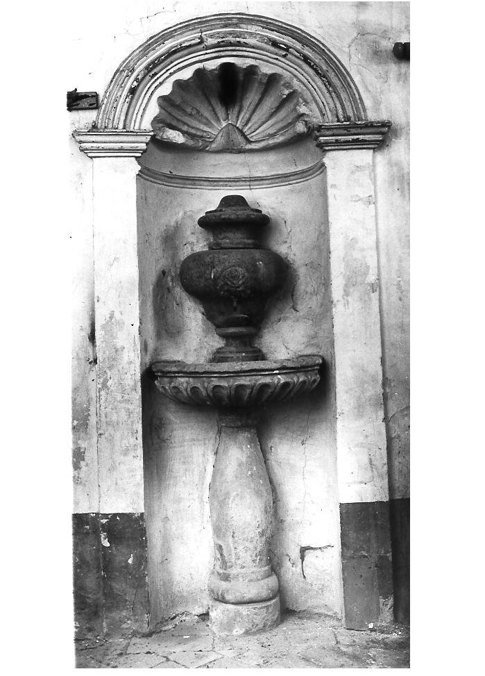 lavabo da sacrestia - bottega marchigiana (fine/inizio secc. XVII/ XVIII)