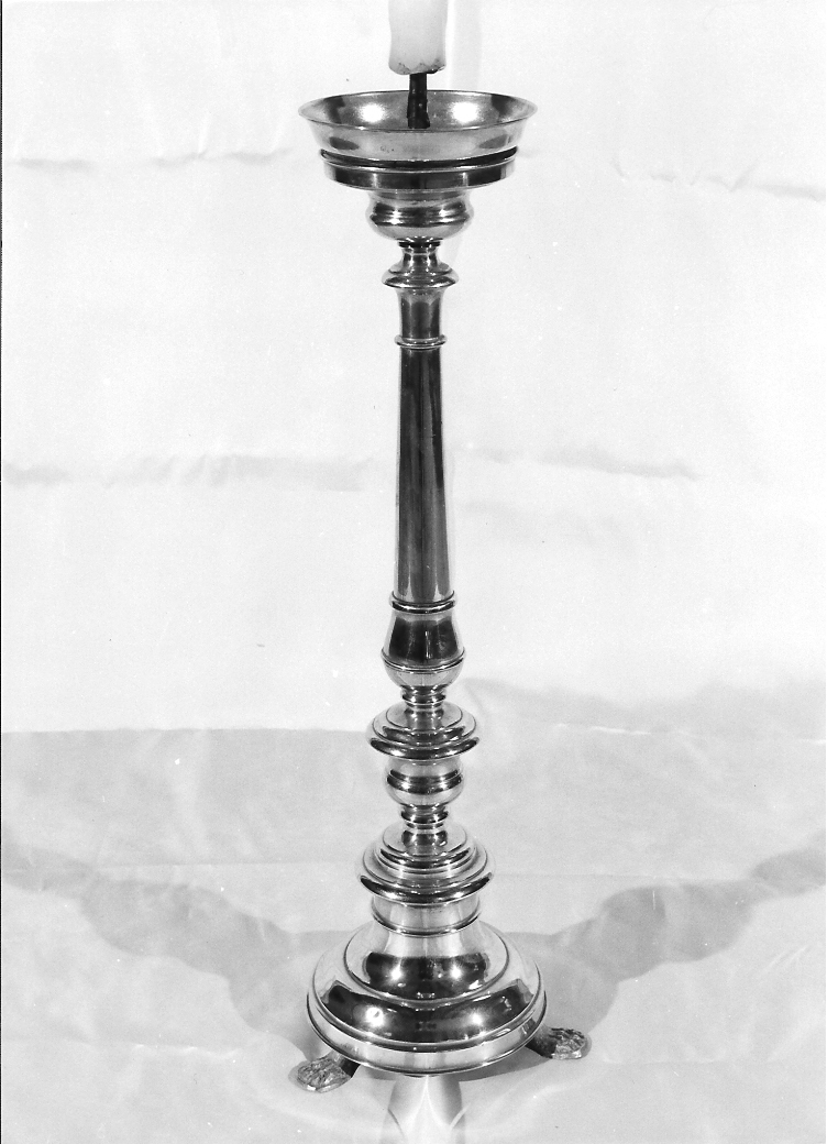 candeliere - bottega marchigiana (prima metà sec. XX)