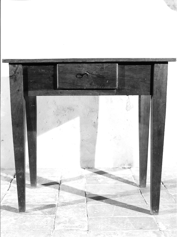 tavolino - bottega marchigiana (seconda metà sec. XVIII)