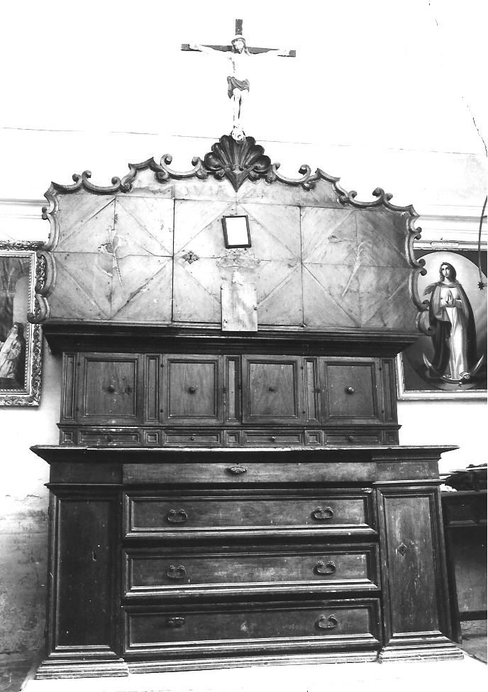 armadio - bottega marchigiana (sec. XVII)