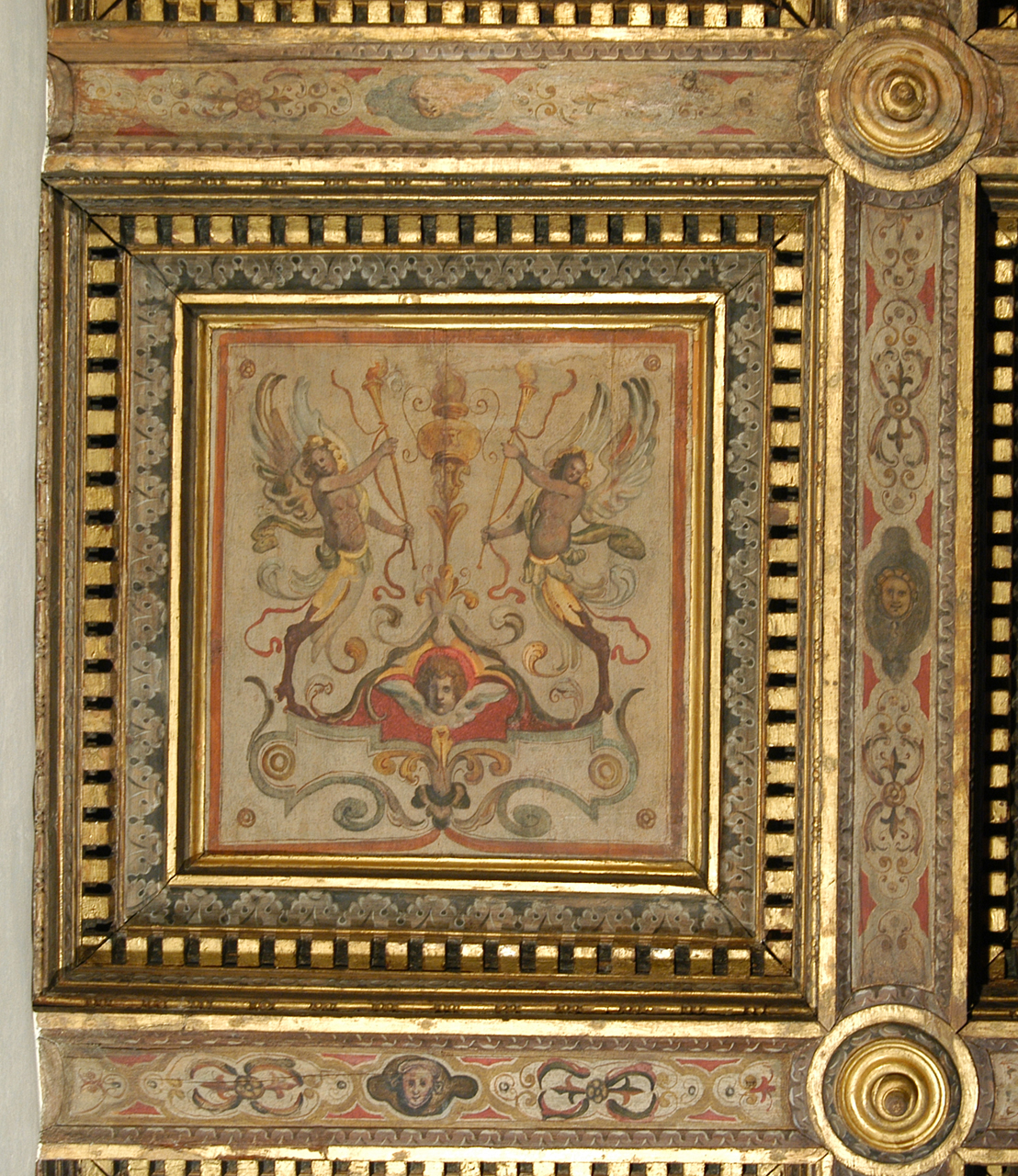 figure fantastiche con motivi decorativi vegetali (lacunare) di Zuccari Taddeo (sec. XVI)