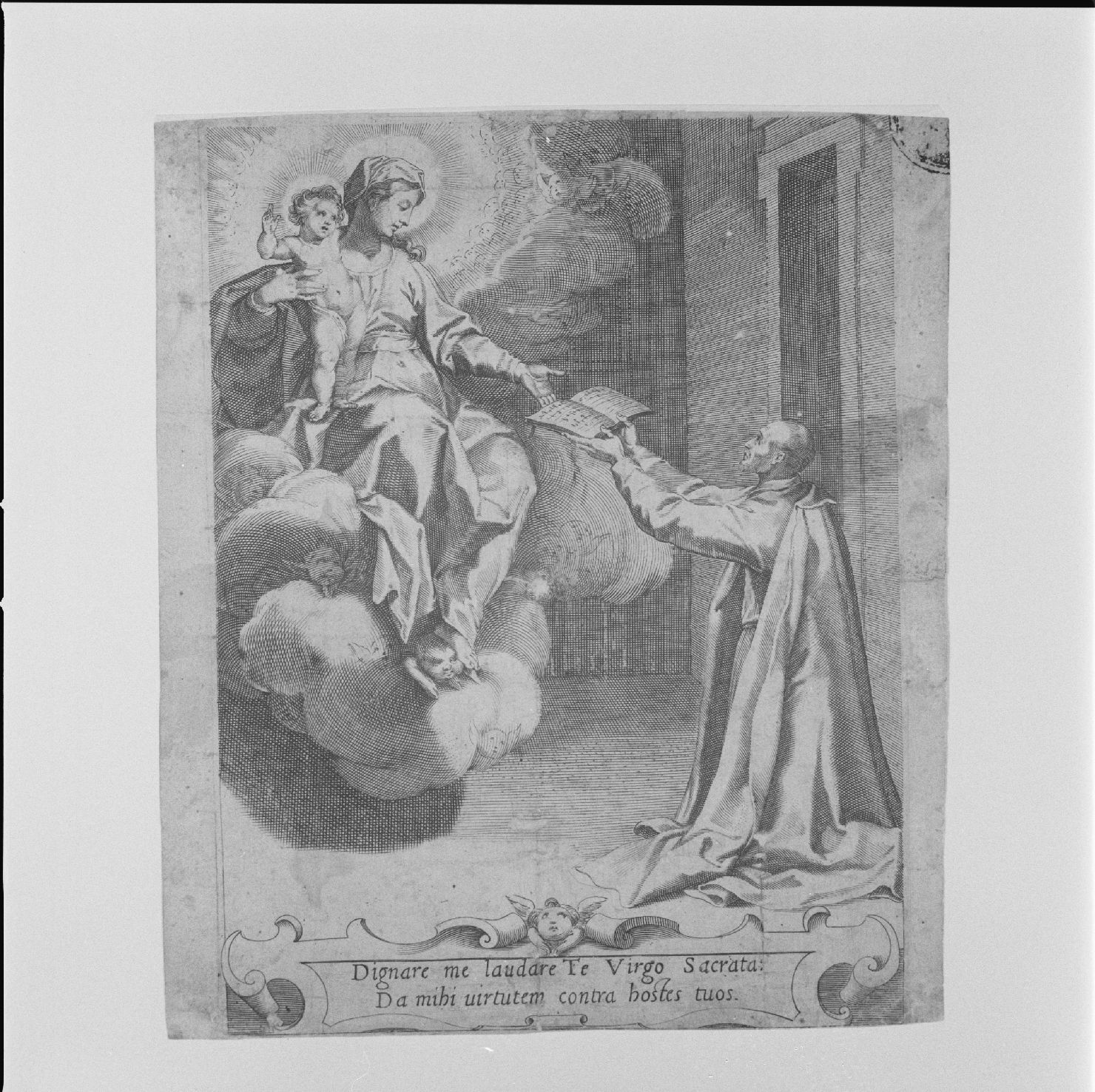 Madonna con Bambino e un religioso che le porge un libro (stampa) - ambito italiano (prima metà sec. XVII)