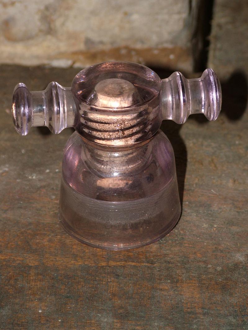 isolatore elettrico - produzione marchigiana (secc. XIX/ XX)