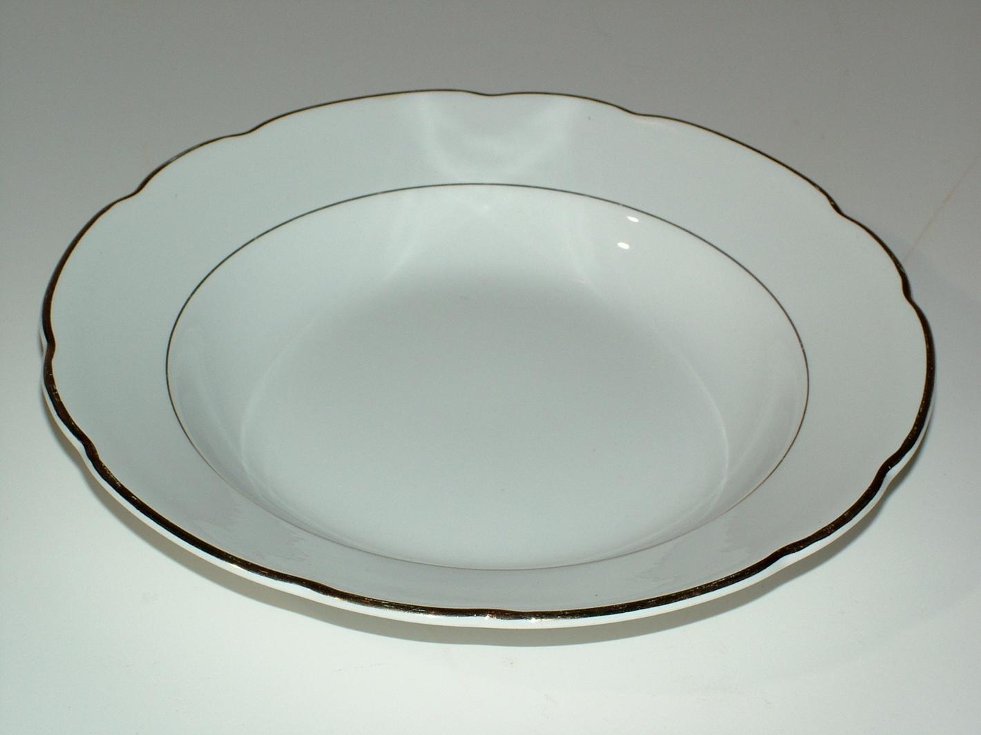 piatto fondo - bottega marchigiana (secc. XIX/ XX)