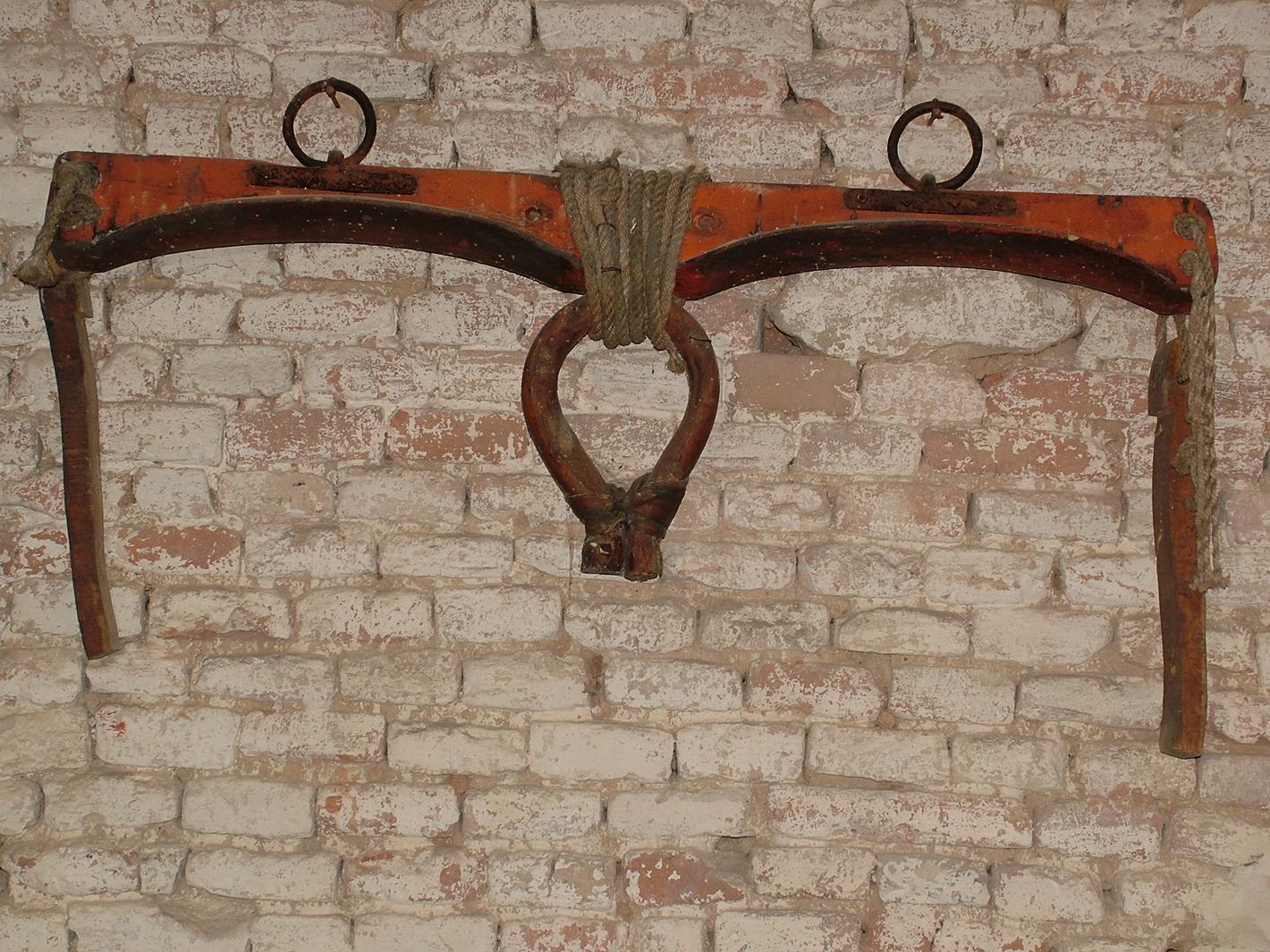 giogo da nuca - bottega marchigiana (secc. XIX/ XX)