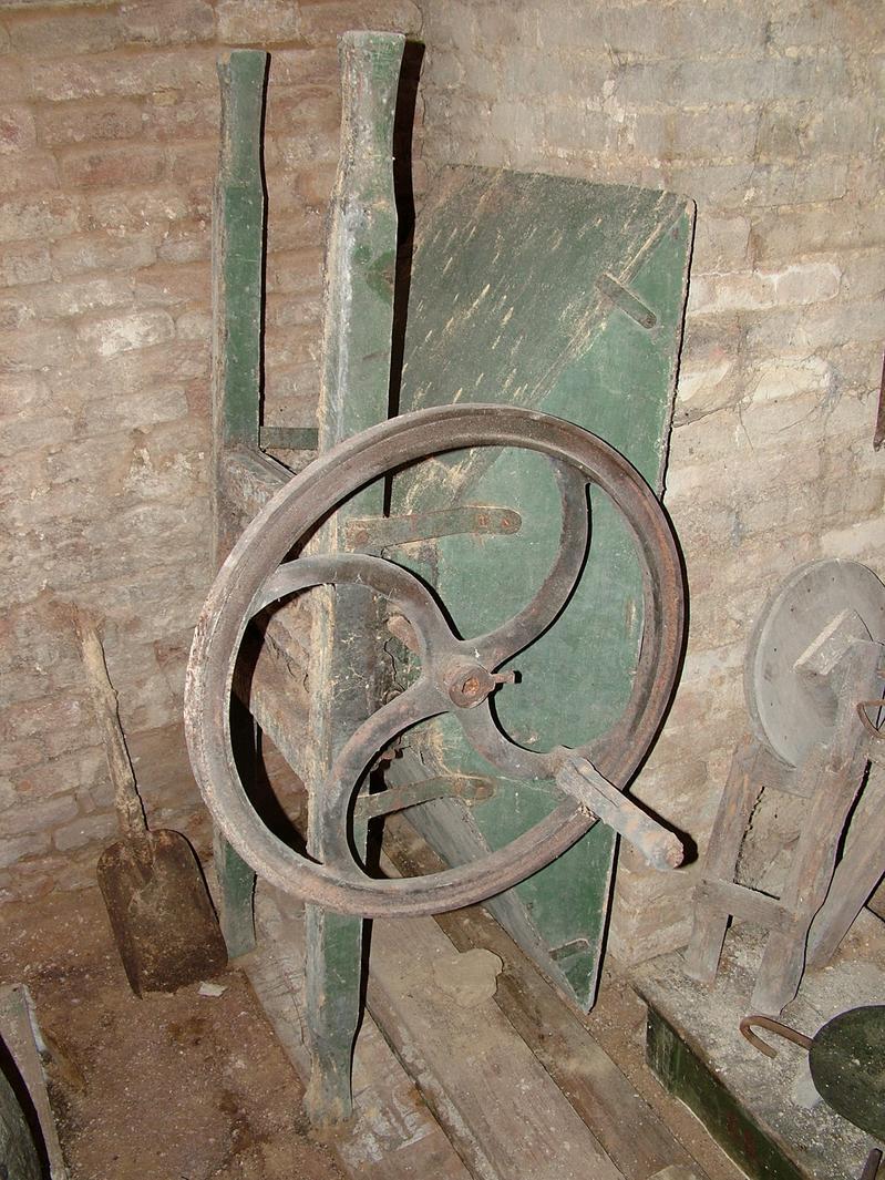 pigiatrice - bottega marchigiana (secc. XIX/ XX)