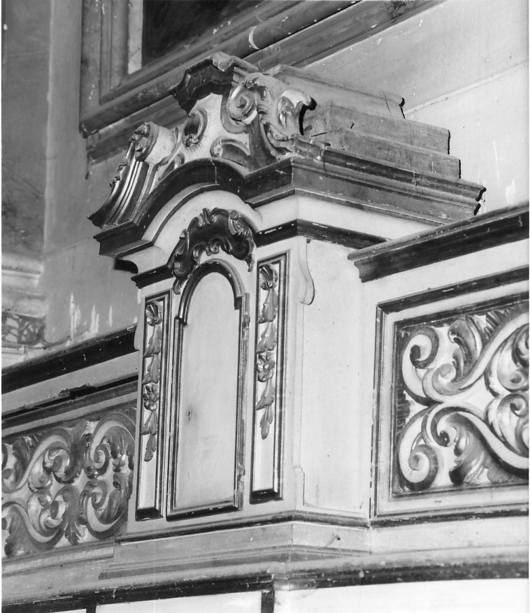 gradino d'altare - bottega marchigiana (metà sec. XVIII)
