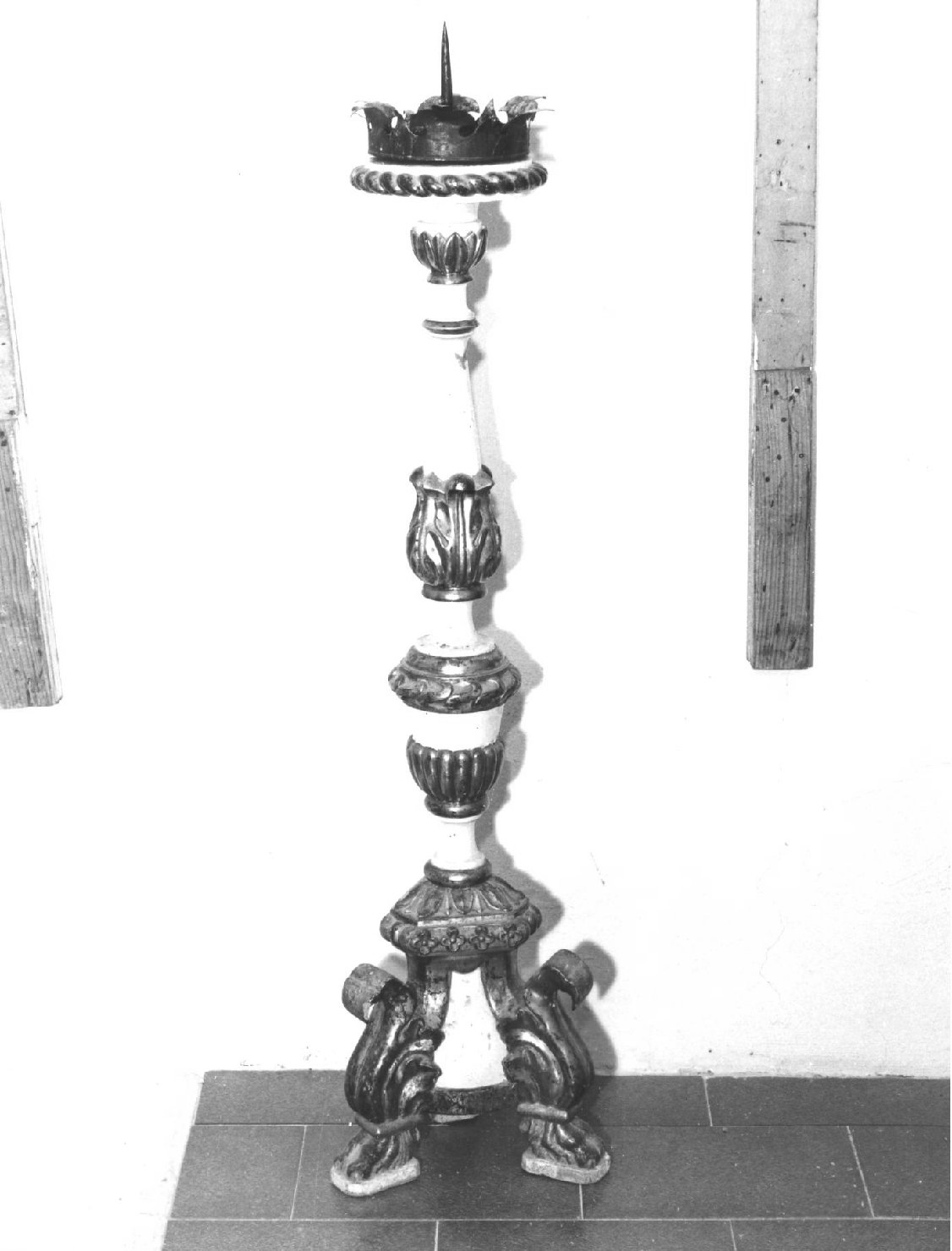 candelabro, coppia - bottega marchigiana (prima metà sec. XIX)