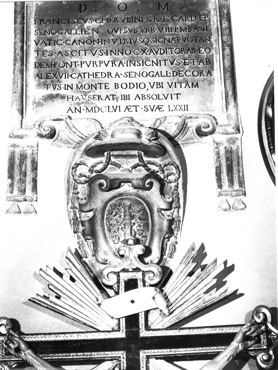 monumento funebre - bottega marchigiana (sec. XVII)