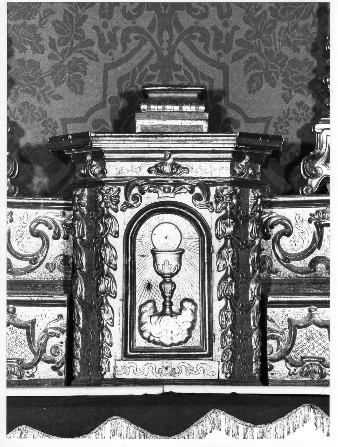 tabernacolo, elemento d'insieme - bottega marchigiana (sec. XVIII)