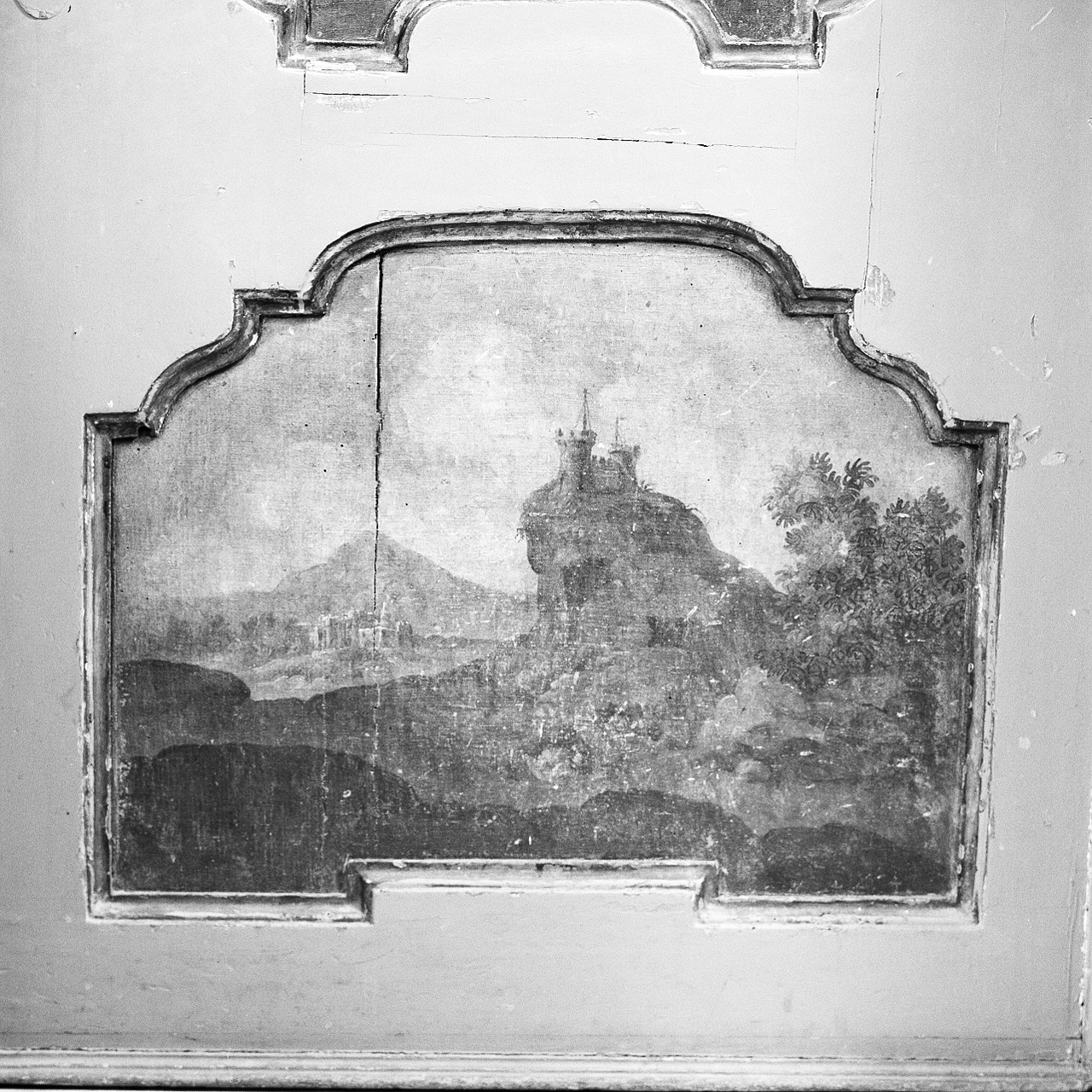 paesaggio con castello (dipinto, elemento d'insieme) - ambito marchigiano (ultimo quarto sec. XVIII)