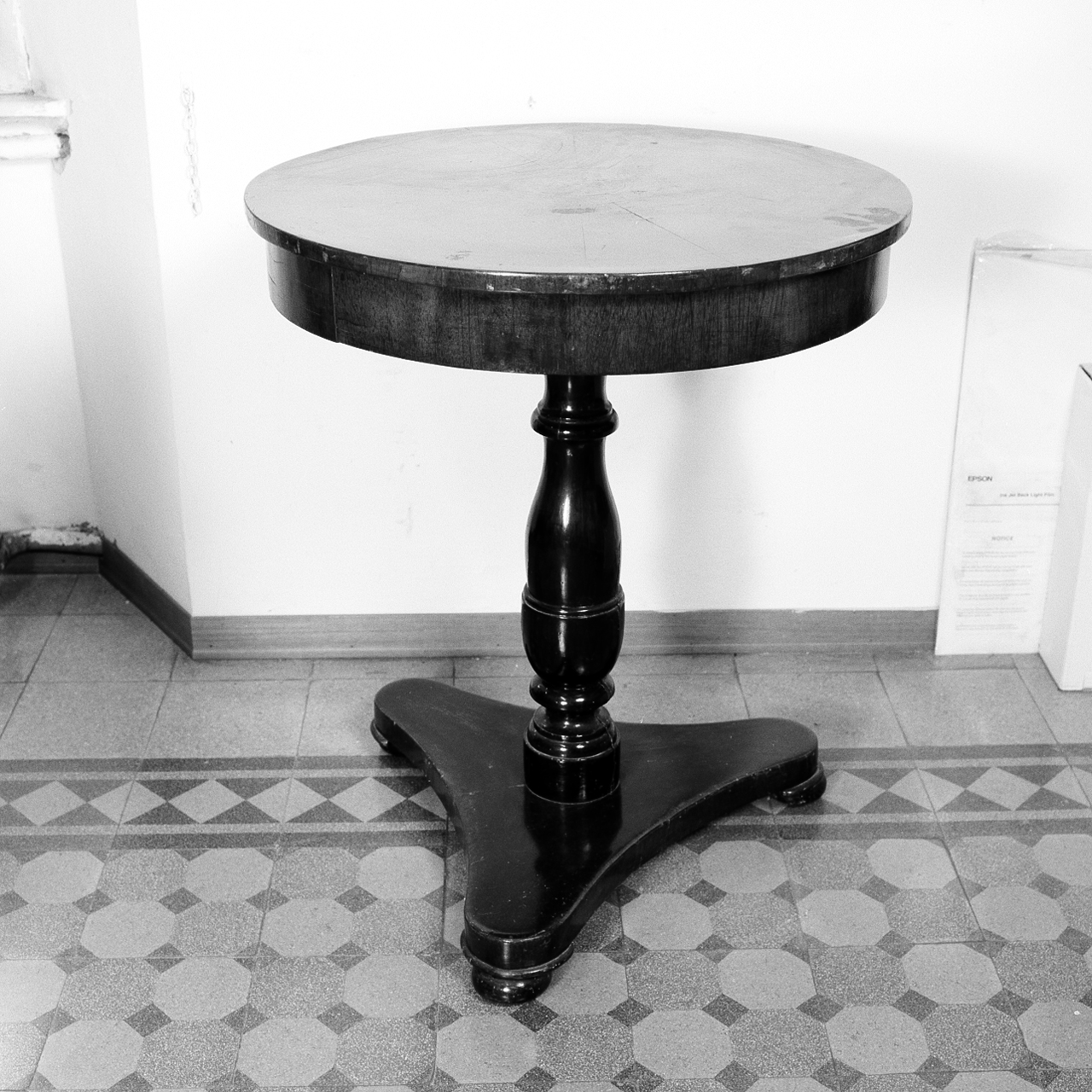 tavolino - bottega italiana (sec. XIX)