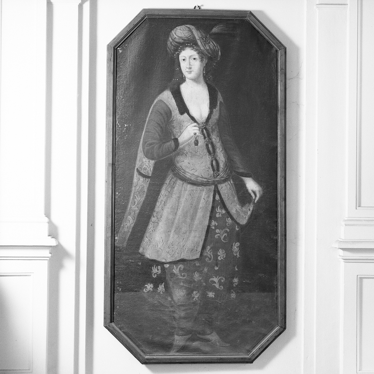 ritratto di donna con abito turco (dipinto, elemento d'insieme) - ambito marchigiano (ultimo quarto sec. XVIII)